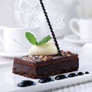 Coolhull Caramel Pecan Brownie Tray Bake 1x21 PTN