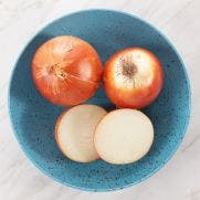 Medium Onions (Net of 3) 1x1 EA